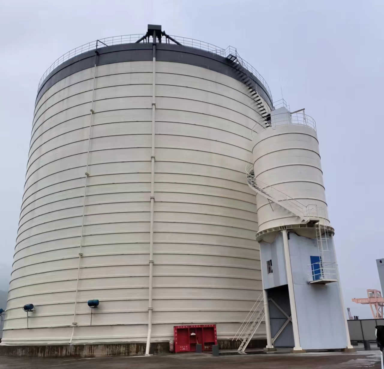 达孜10万吨水泥钢板库